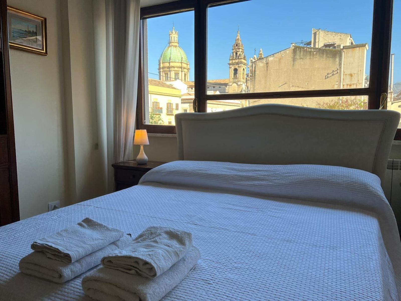 Cavoursuite Palermo Buitenkant foto