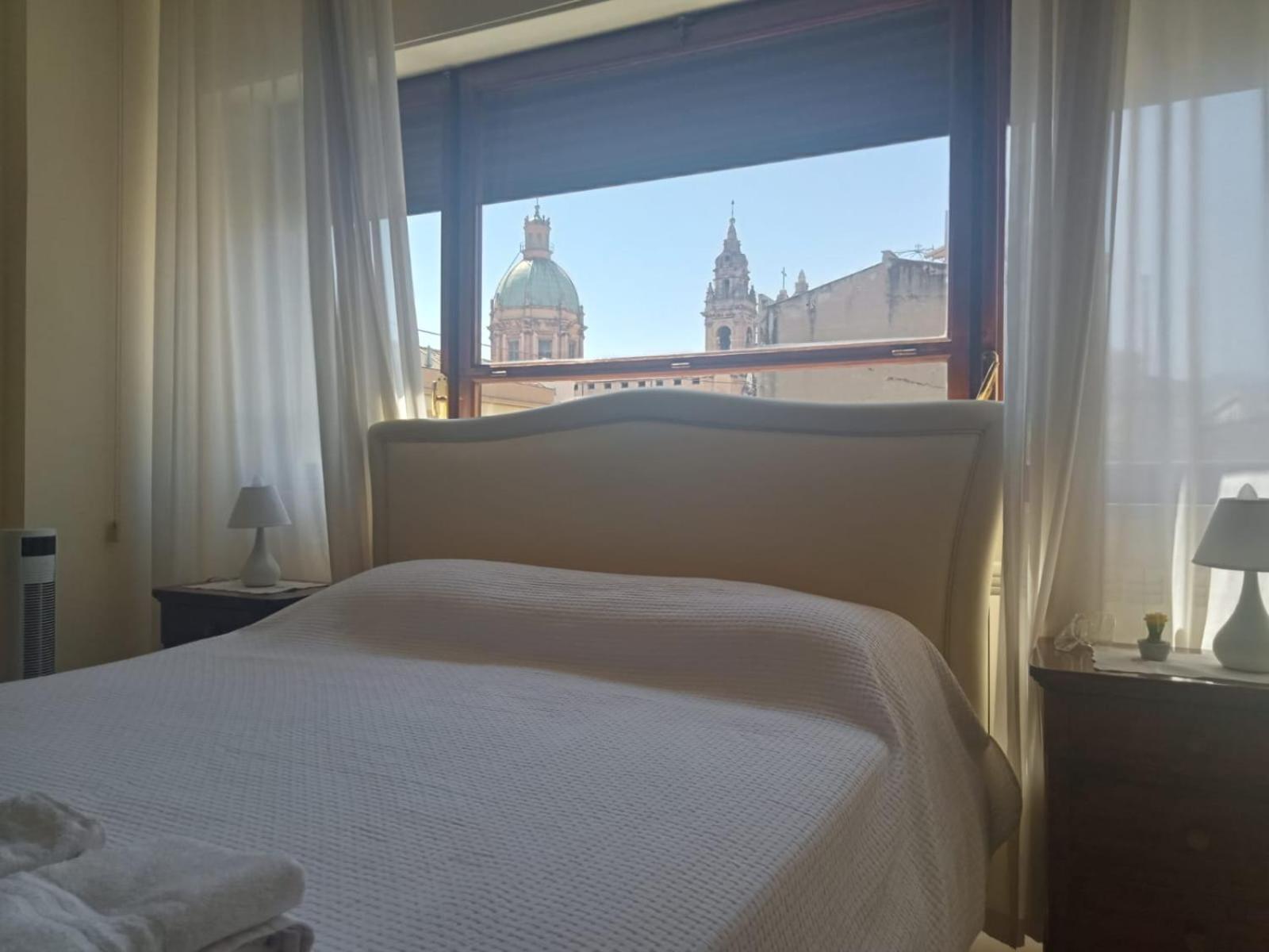 Cavoursuite Palermo Buitenkant foto